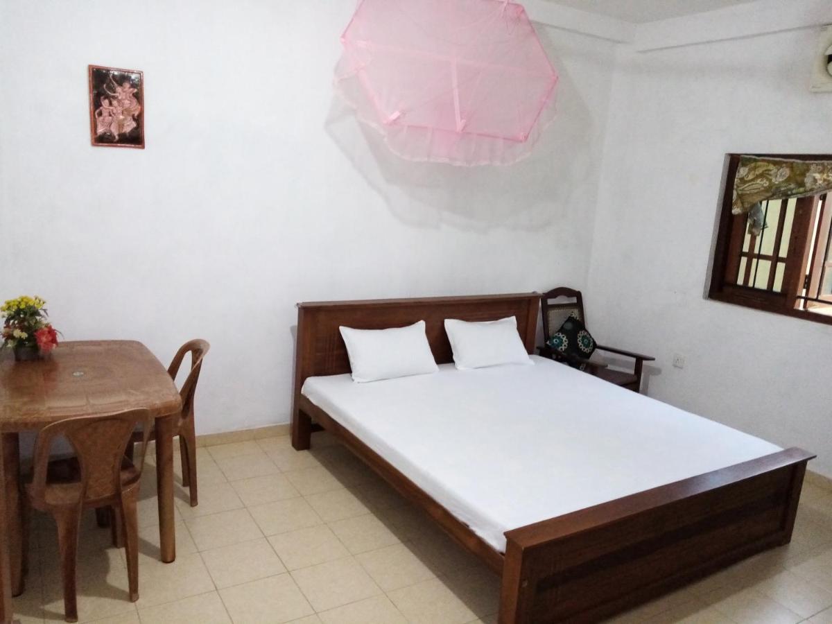 Sunny Side 89 Hotel Galle Ngoại thất bức ảnh