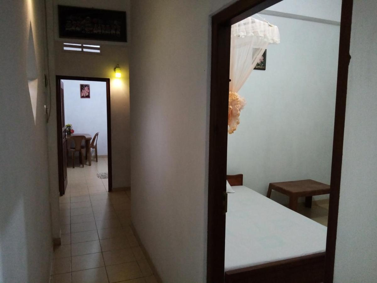 Sunny Side 89 Hotel Galle Ngoại thất bức ảnh