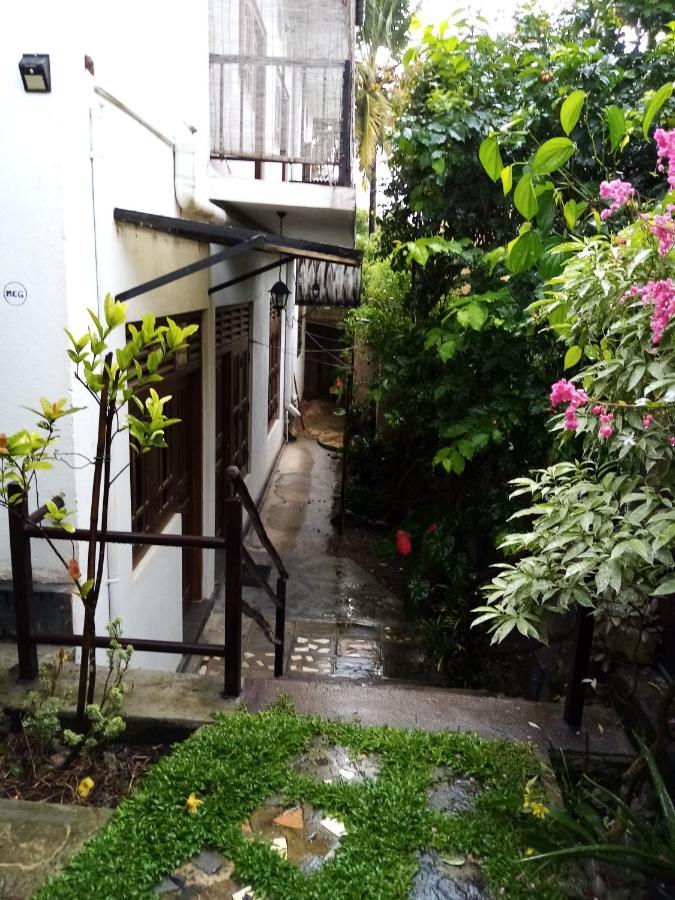 Sunny Side 89 Hotel Galle Ngoại thất bức ảnh