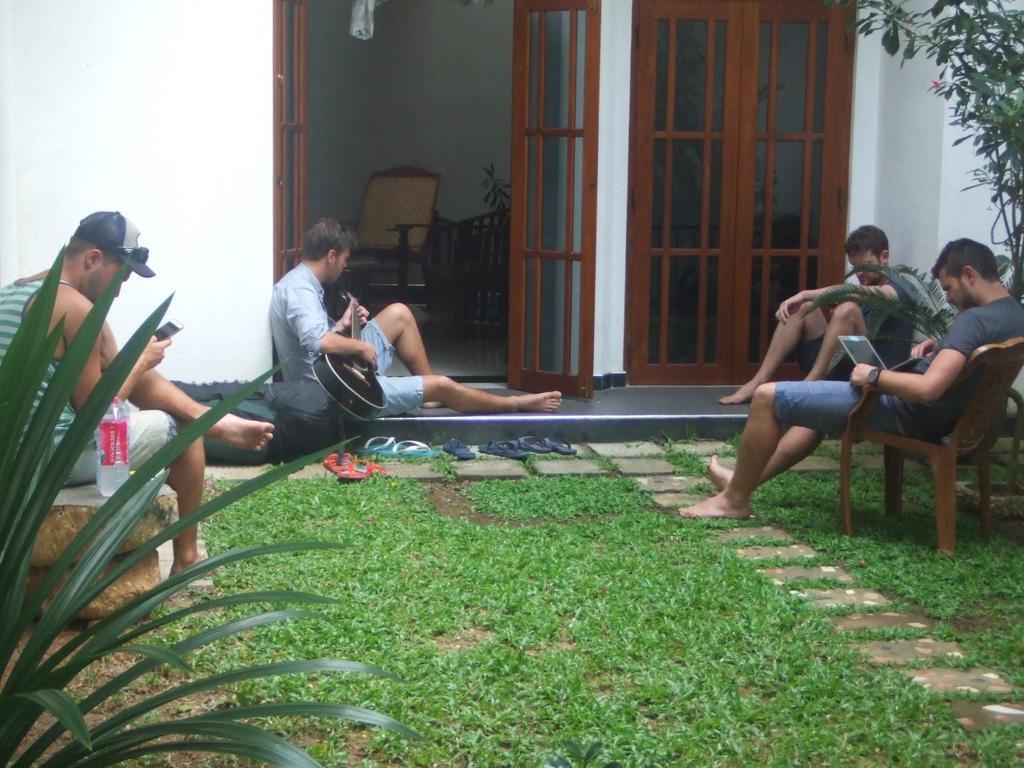 Sunny Side 89 Hotel Galle Ngoại thất bức ảnh