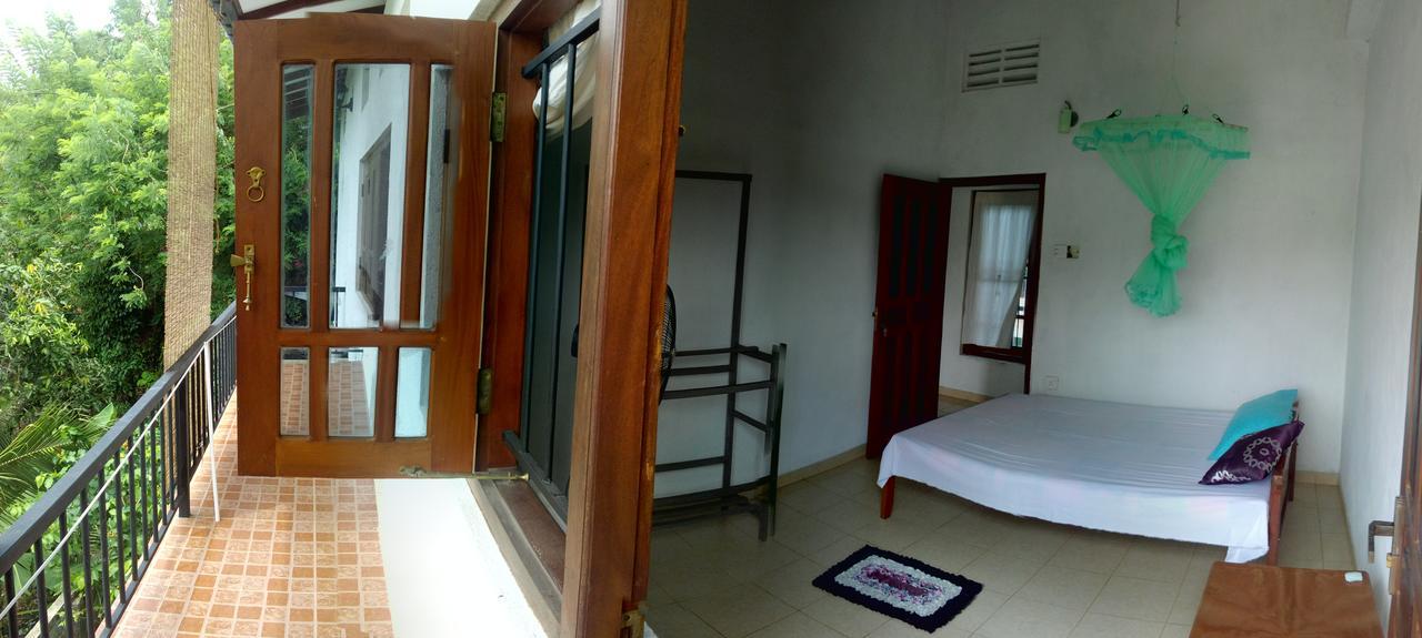 Sunny Side 89 Hotel Galle Phòng bức ảnh